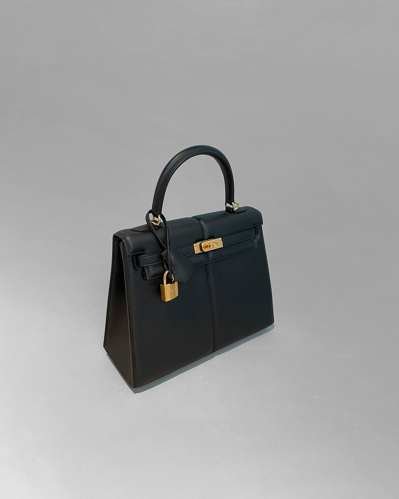 Kelly 25 Padded Black